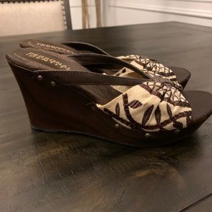 NEW Personal Identity Wedge Platforms